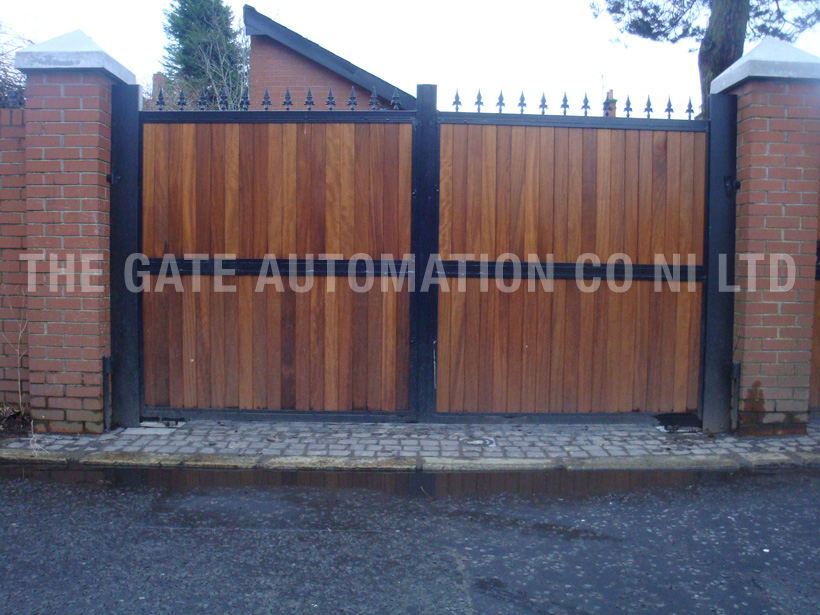 Wooden Gate 1